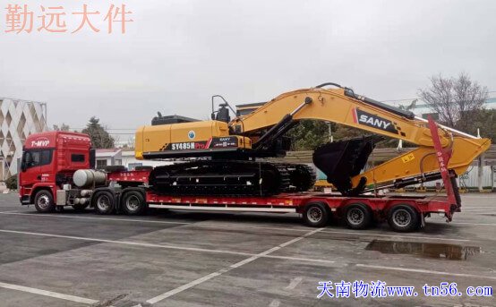 挖掘機(jī)拖車(chē)圖片